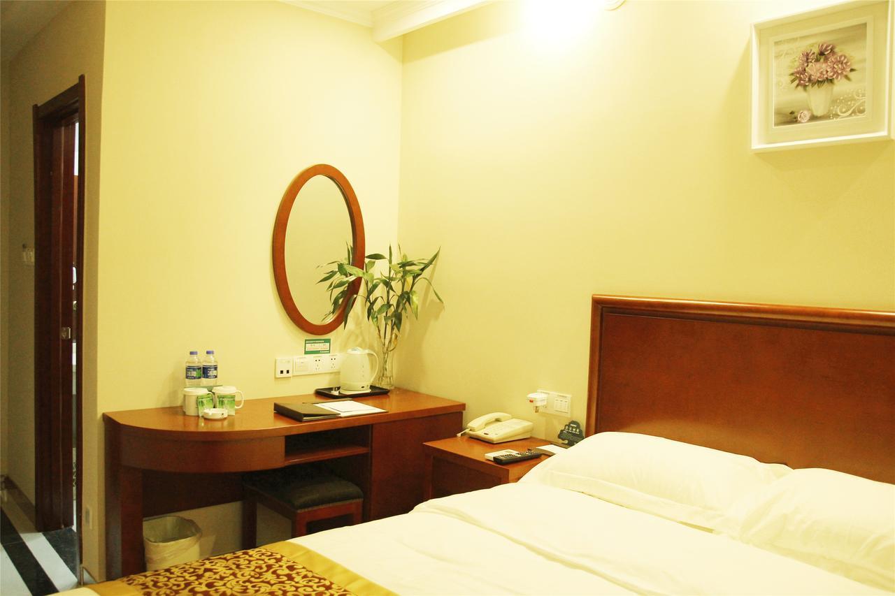 Greentree Inn Xinjiang Fukang Fukang Business Hotel Changji Bagian luar foto