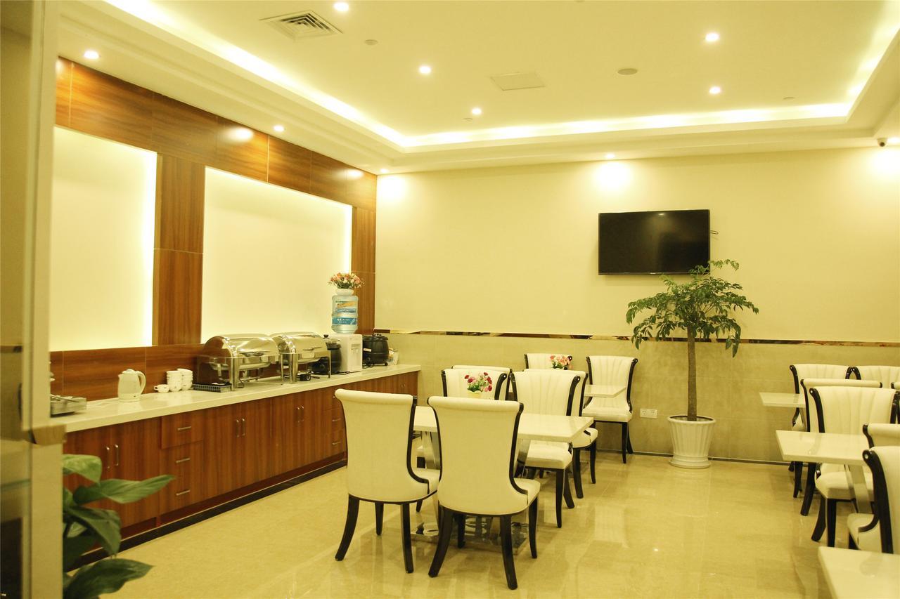Greentree Inn Xinjiang Fukang Fukang Business Hotel Changji Bagian luar foto