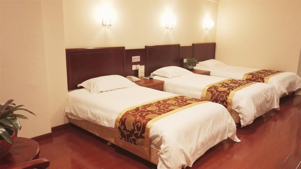 Greentree Inn Xinjiang Fukang Fukang Business Hotel Changji Bagian luar foto